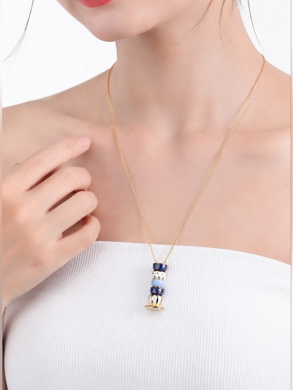 Kate Spade Teacup Necklace